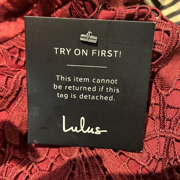 Lulus oxblood midi lace dress. US 6. - Picture 6 of 8